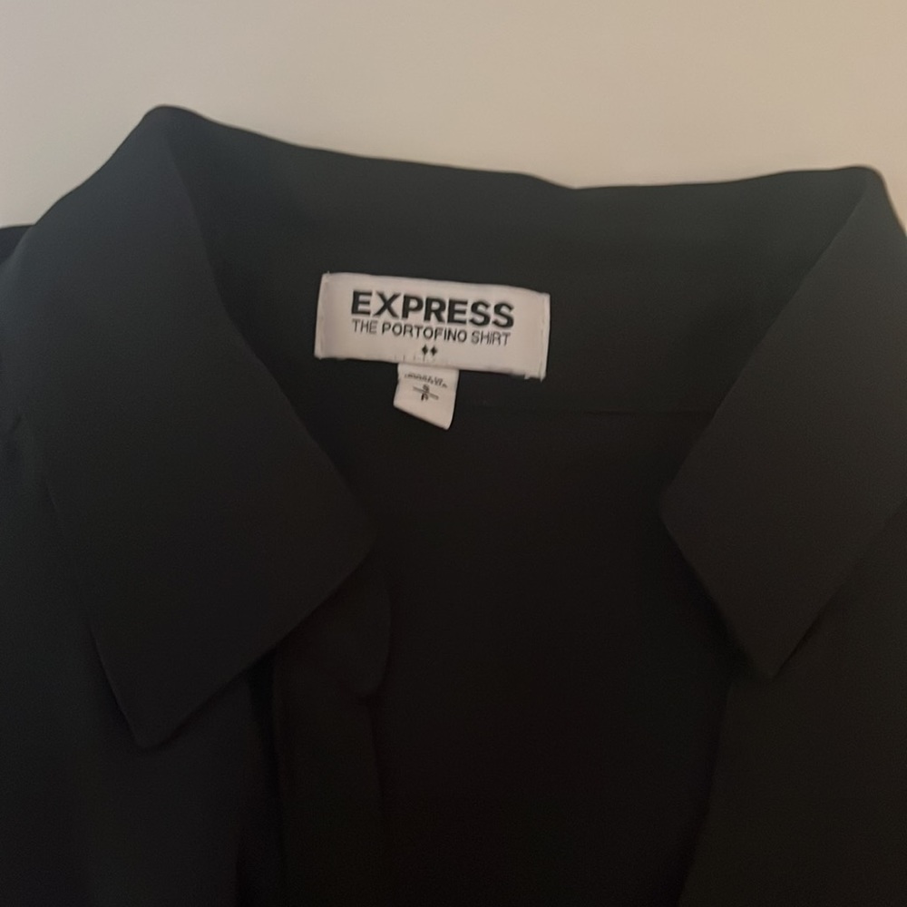 Button up - Picture 2 of 2